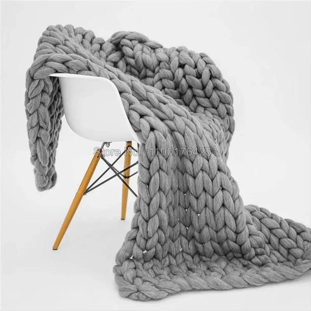 Throw Blanket Chunky Knit - グレーの柔らかいニットブランケット 冬用厚手ソファスロー 太糸ロービングブランケット チャンキーハンドメイドウェイトブランケット 北欧風ホームデコレーション
