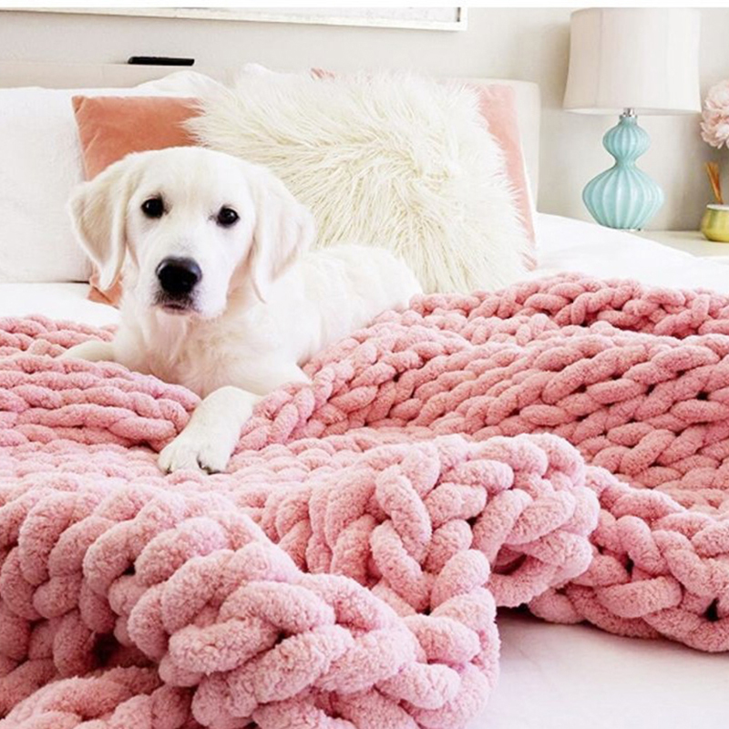 手編みの厚手の毛布、太い糸のメリノウール、ボリュームのあるニ - Throw Blanket Chunky Knit のレビューと価格