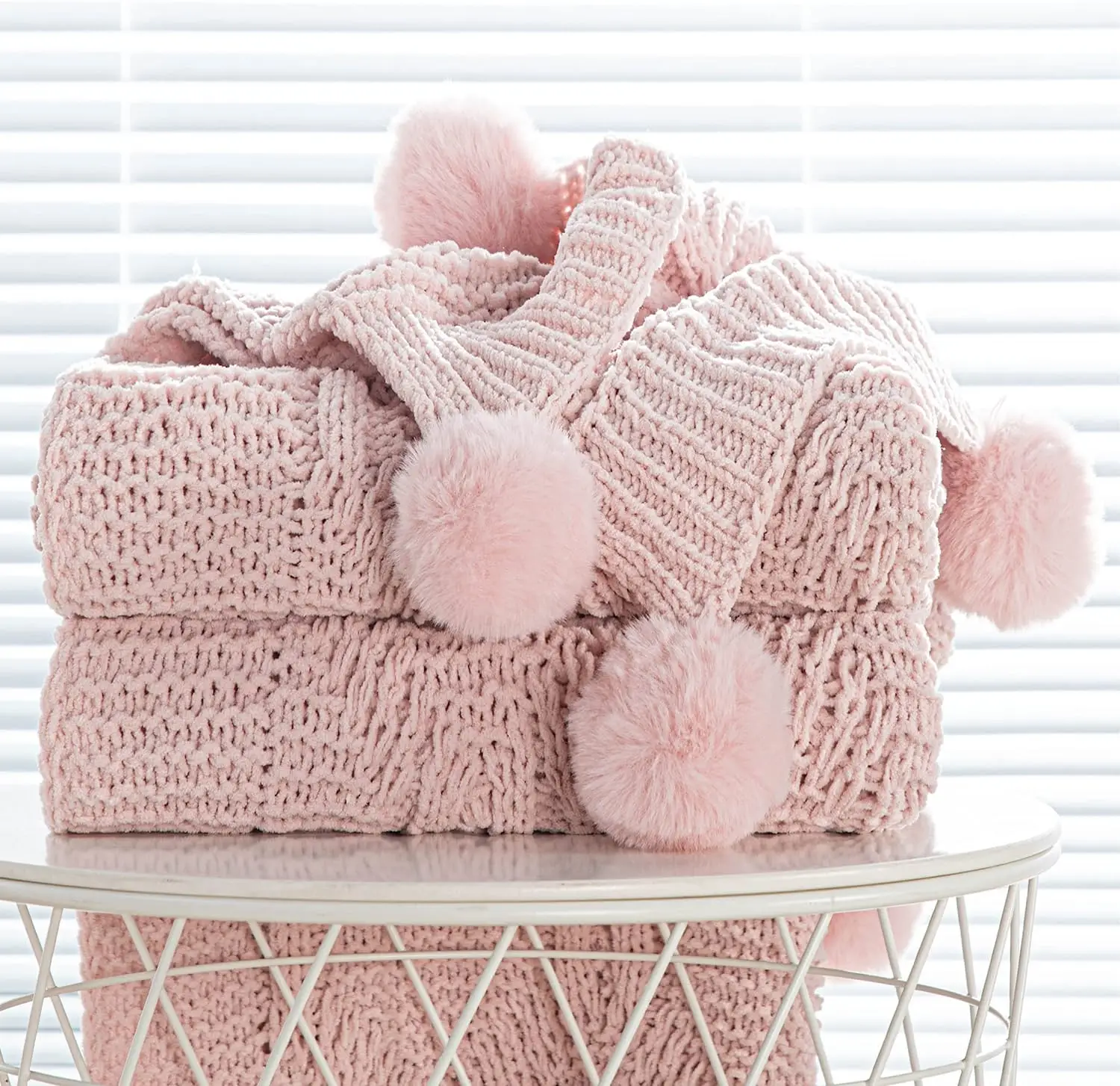 豪華なチャンキーニットブランケット、ポンポン付き - 厚手で - Throw Blanket Chunky Knit のレビューと価格